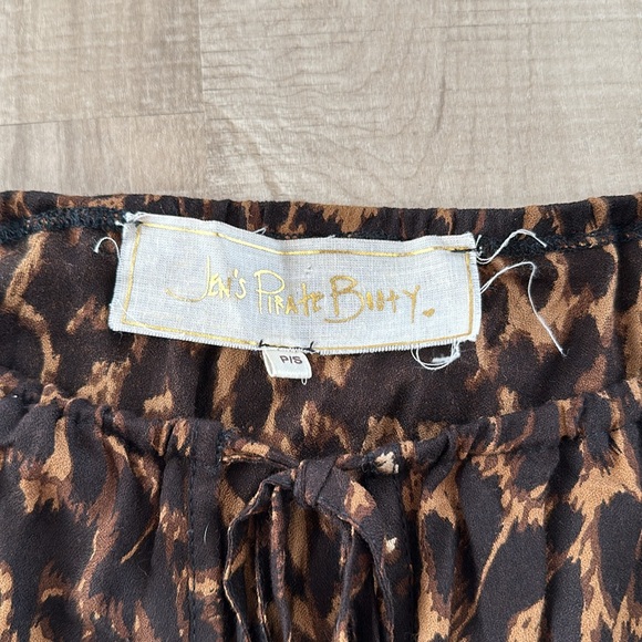 Leopard top - Picture 2 of 2